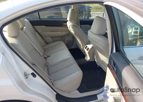 2013 Subaru Legacy 2.5I Limited z USA, uszkodzony, nr VIN 4S3BMBK63D3015574